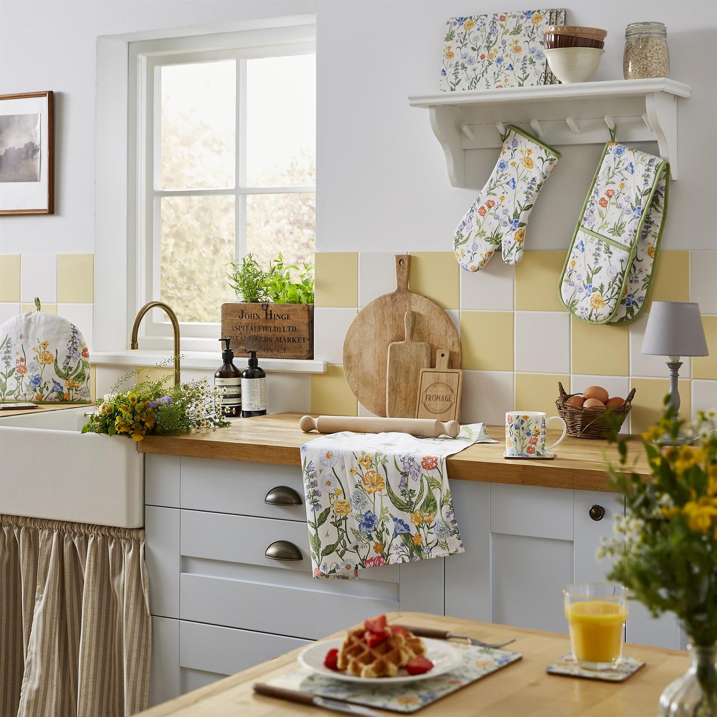 Cottage Garden Pot Mat