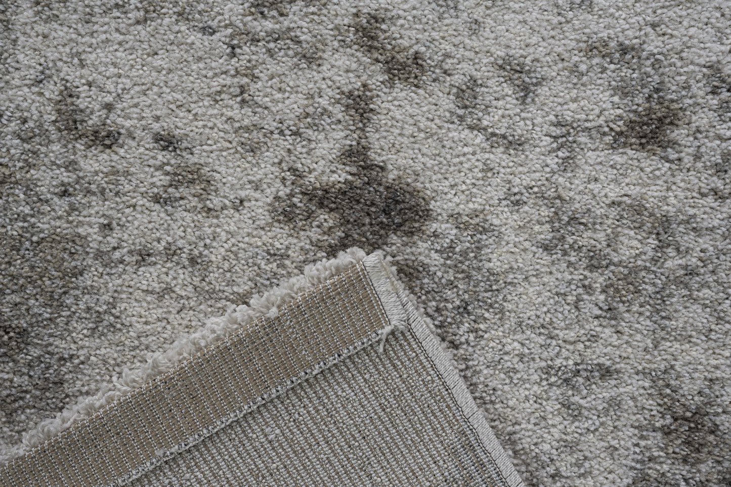 Mehari heatset wilton in Cream