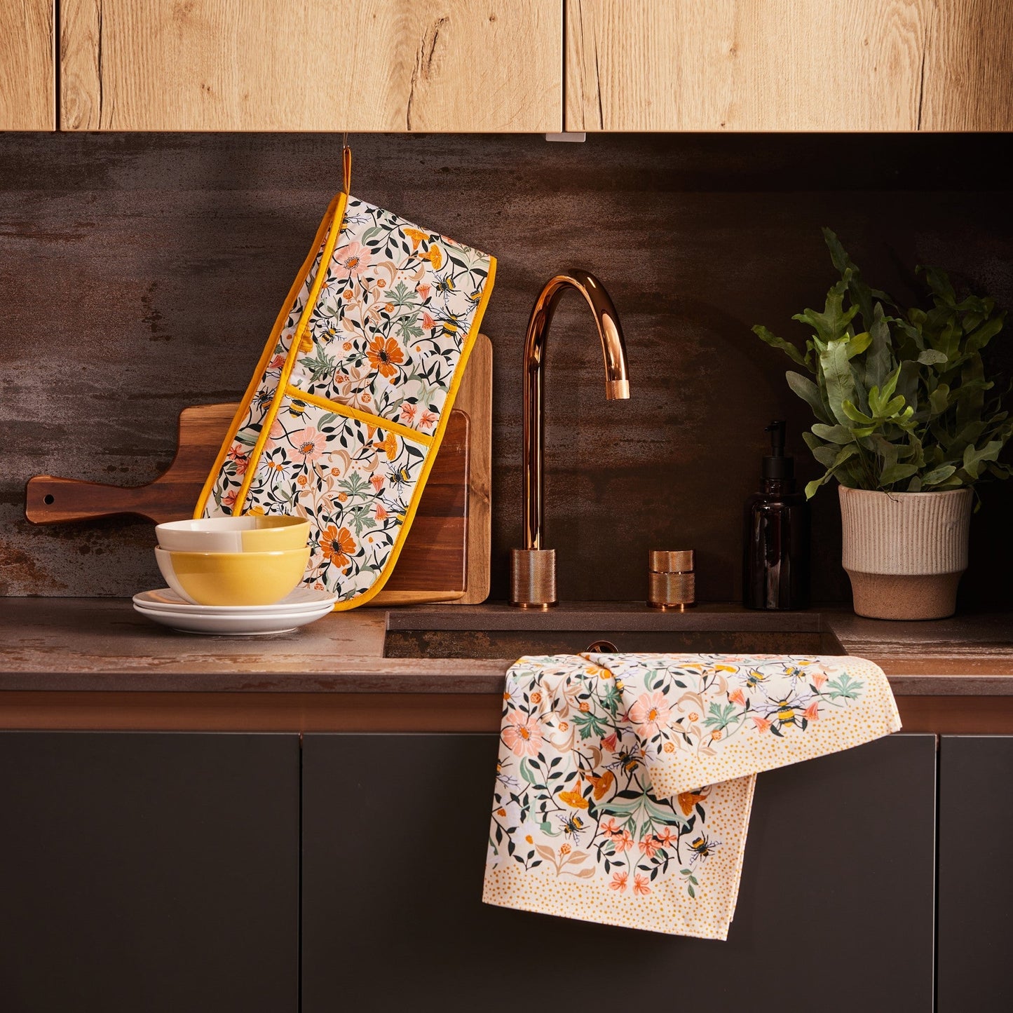 Bee Bloom Cotton Tea Towel