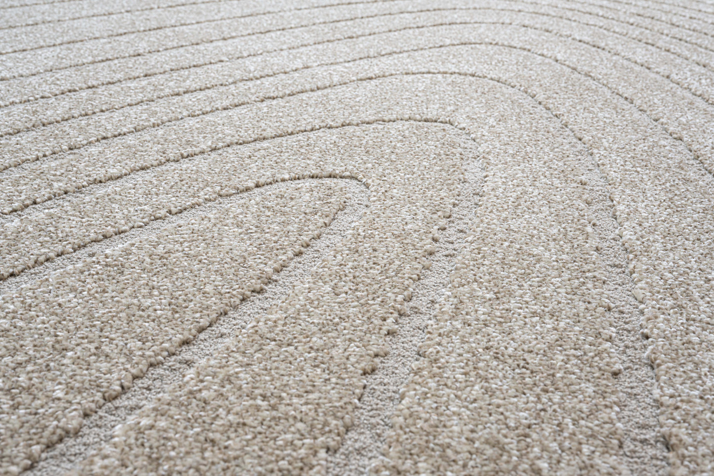 Geo hspp and pes hi low 160x230cm Pebble Shape in Golden beige