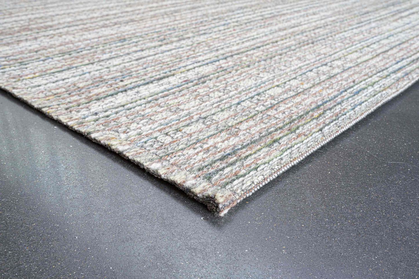Goa wool flatweave in green