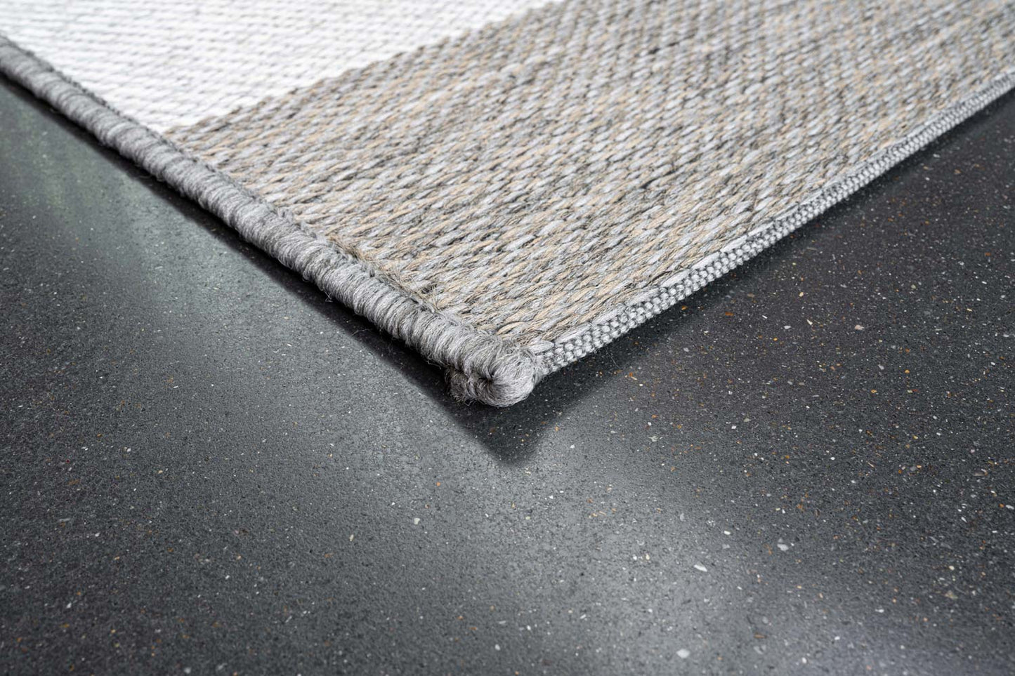 Brighton in/outdoor in grey