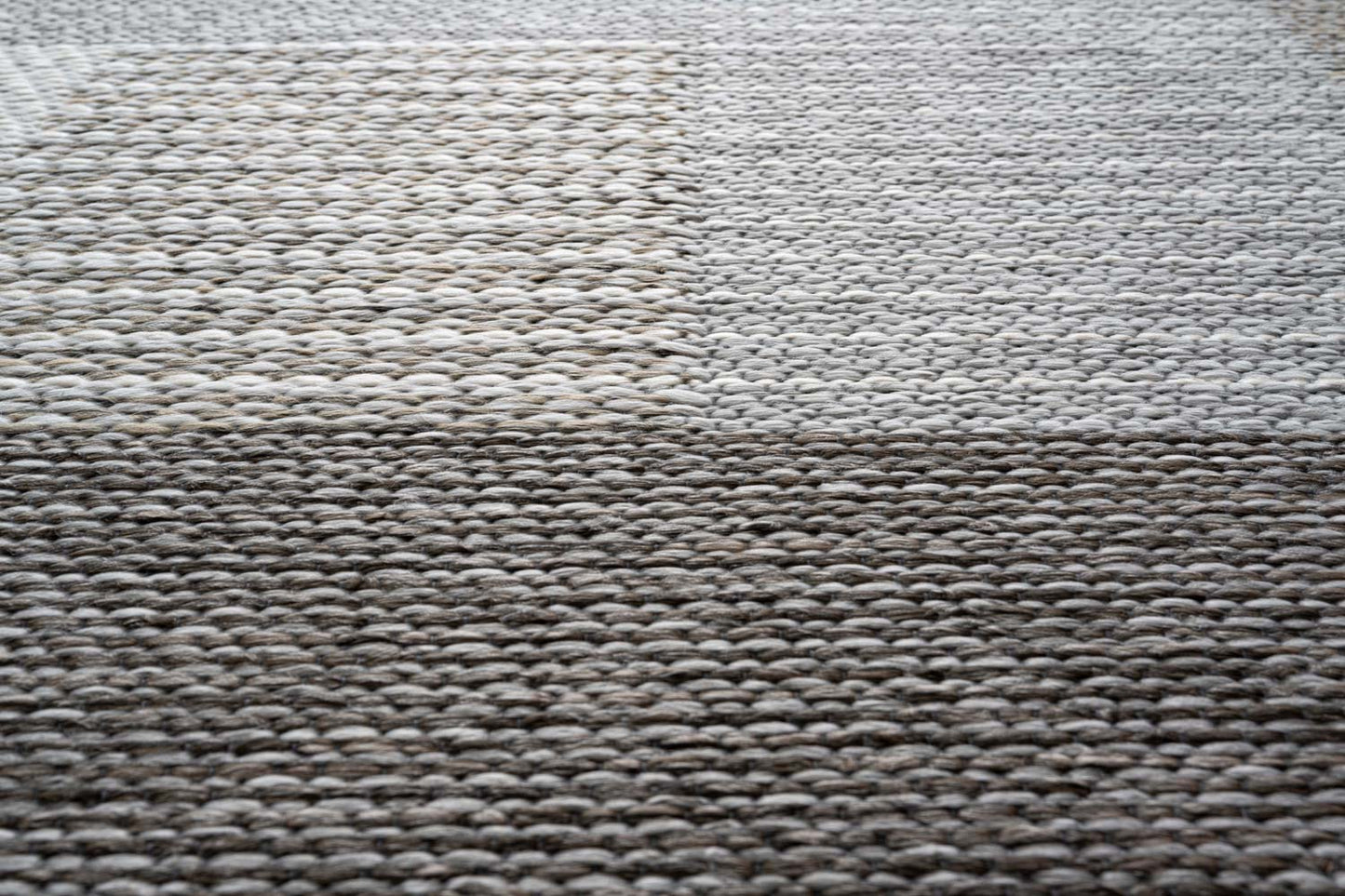Brighton in/outdoor in grey