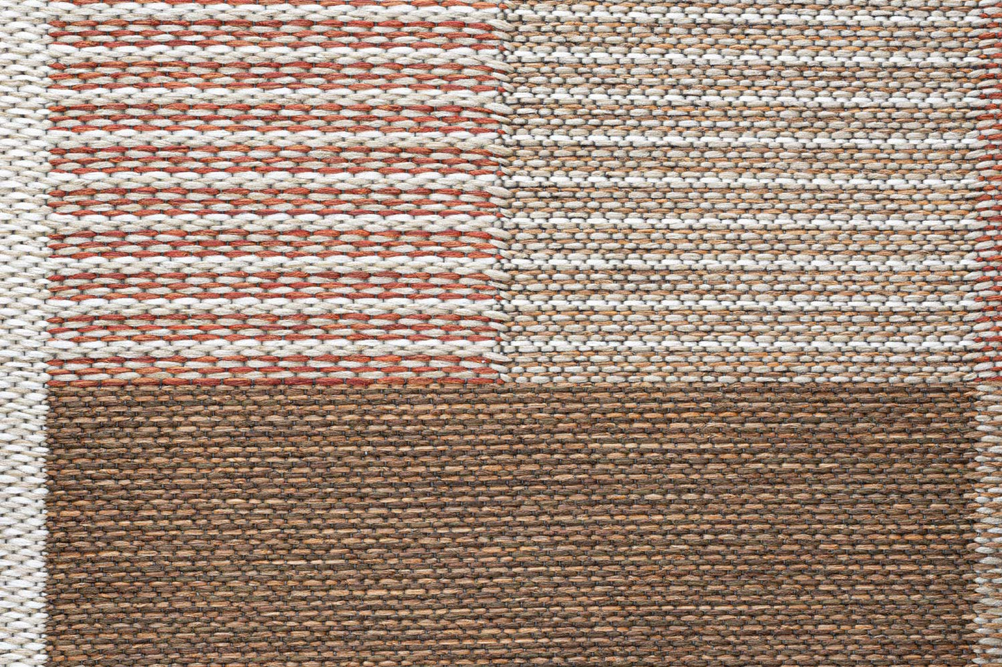 Brighton in/outdoor in brown terracotta