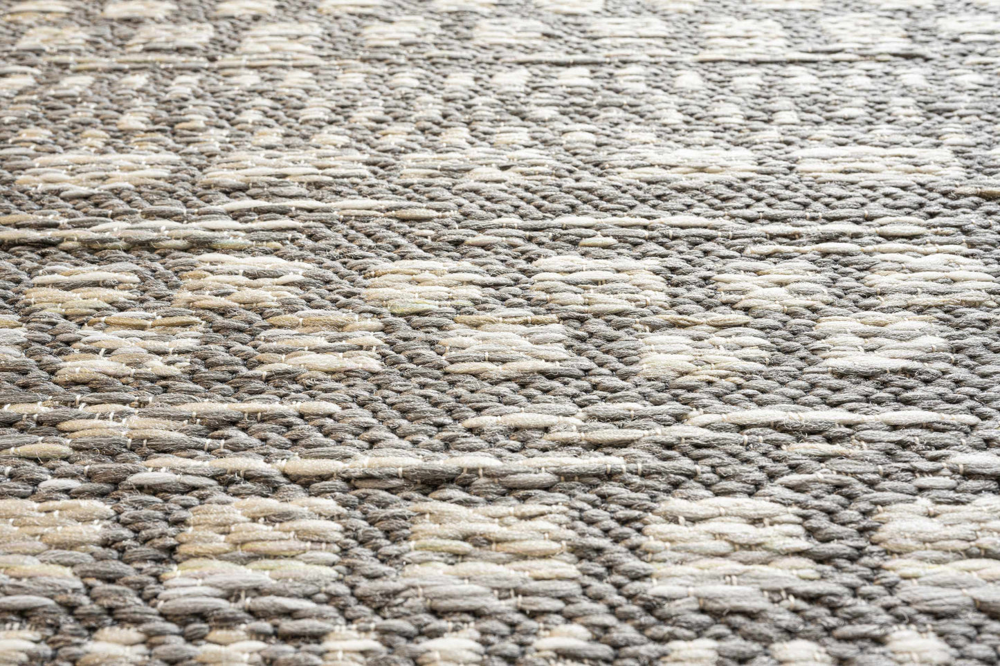 Brighton Flatweave in Silver