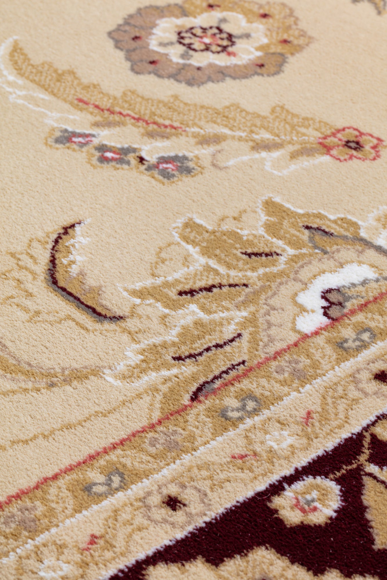 Noble Art heatset wilton in Ivory/red