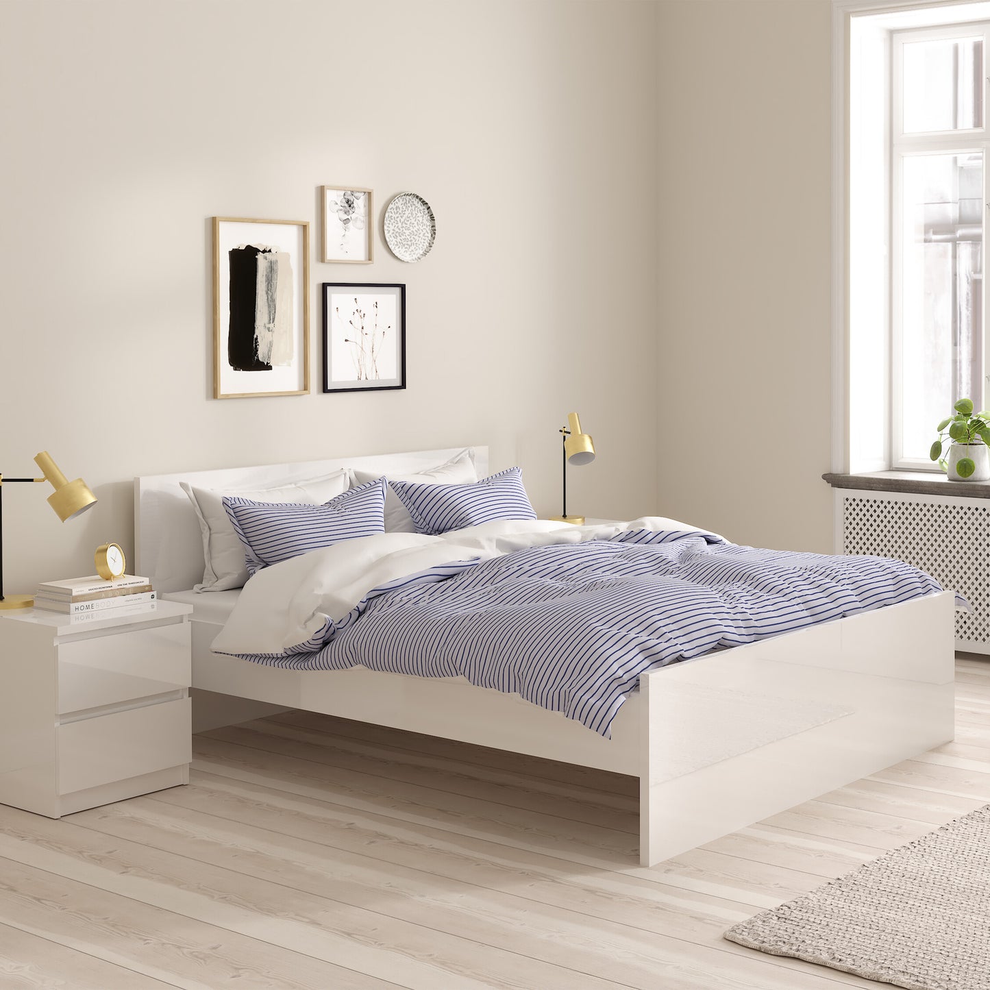 Naia Double Bed in White High Gloss