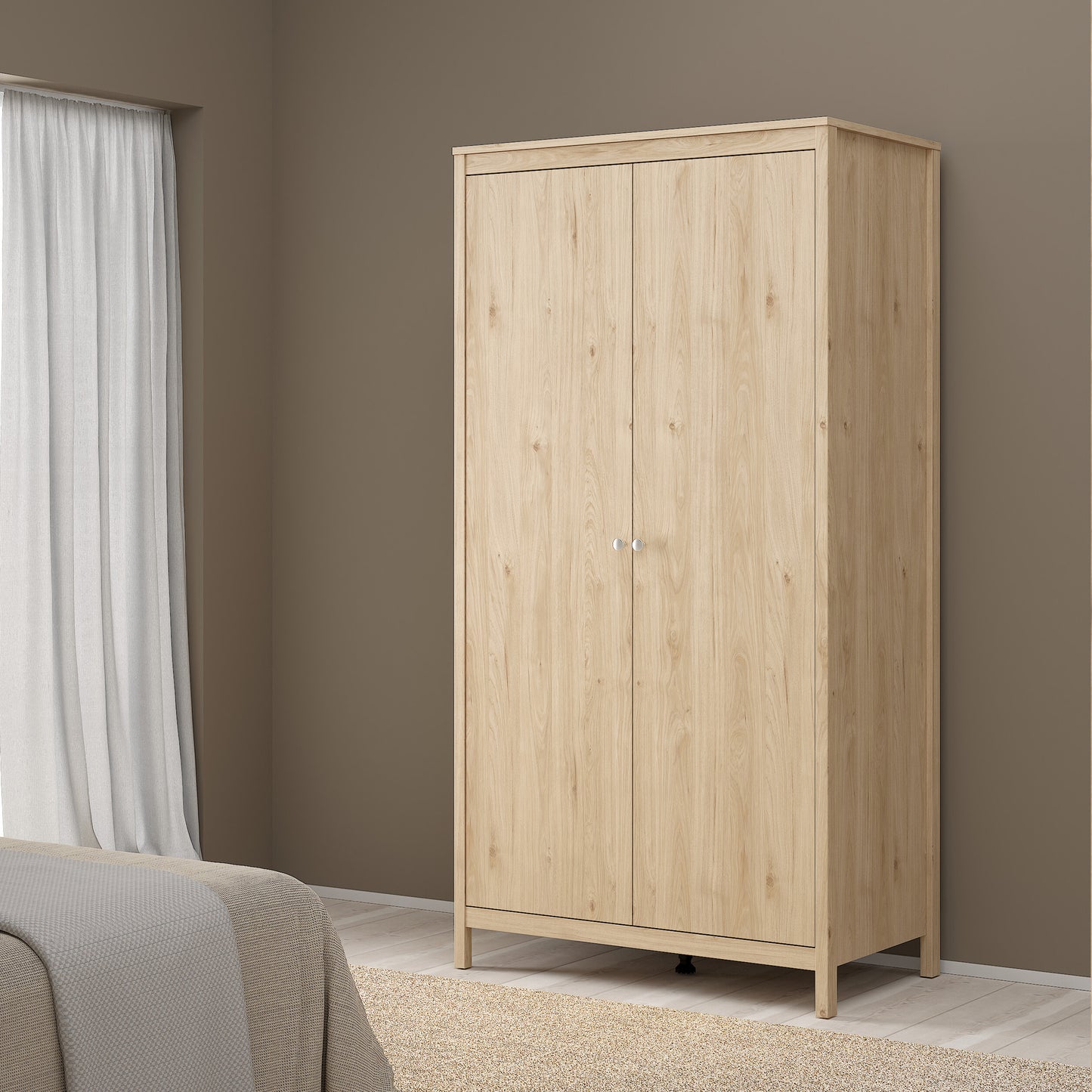 Madrid Bedroom Package in Jackson Hickory Oak