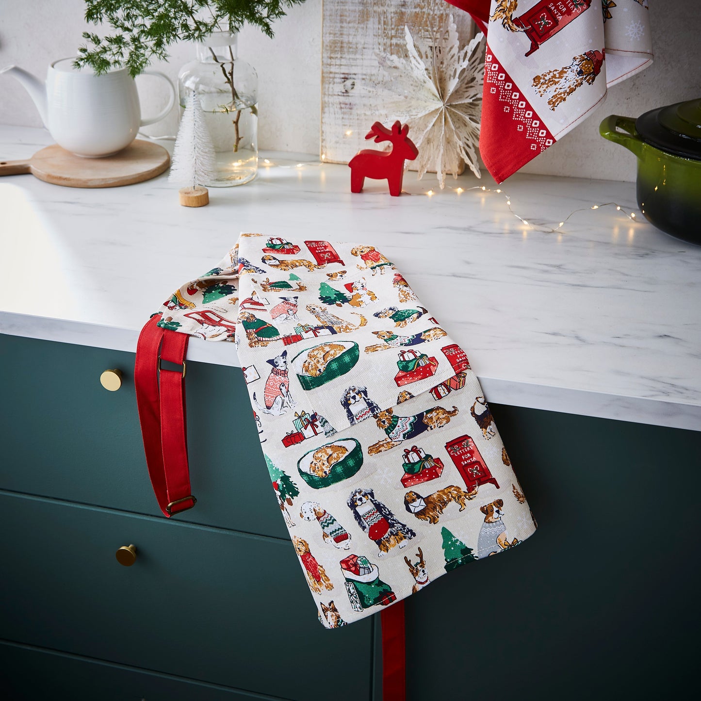 Merry Mutts Christmas Cotton Apron
