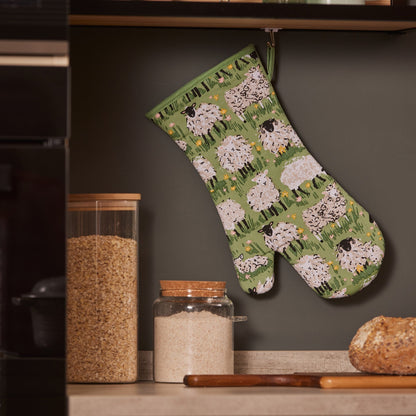Woolly Sheep Gauntlet Oven Glove