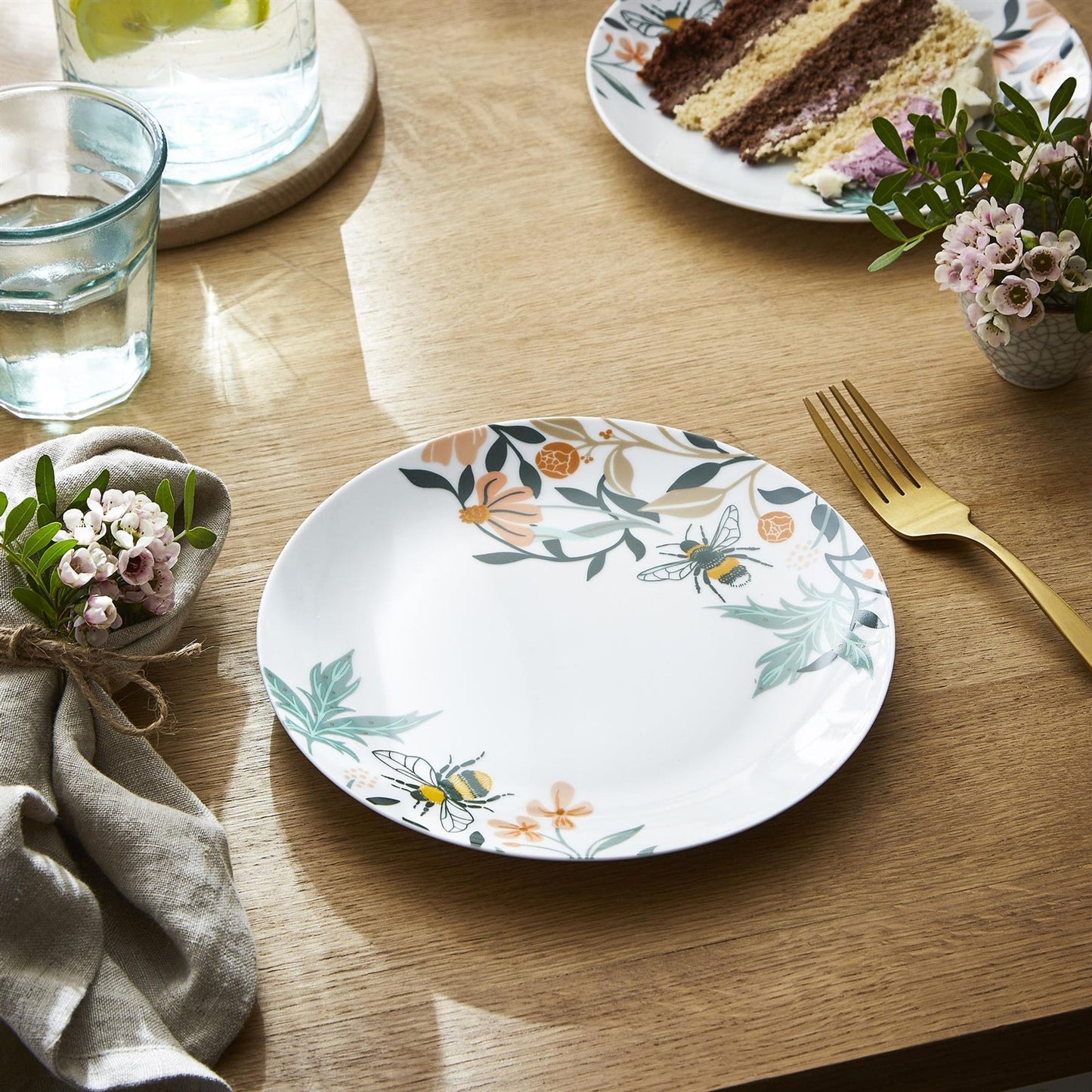 Bee Bloom Porcelain Side Plates 4 Pack