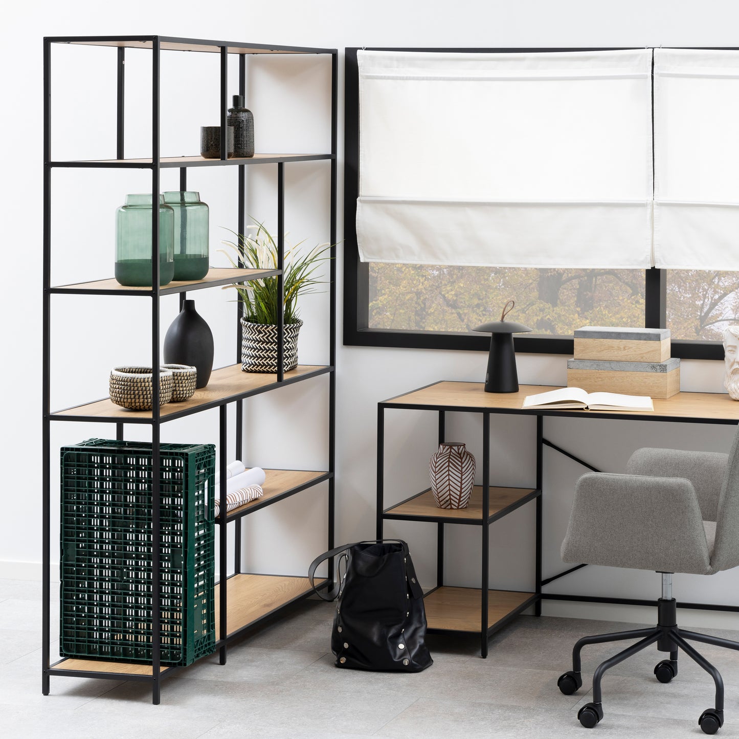 Seaford Bookcase with 5 Shelves in Black and Oak