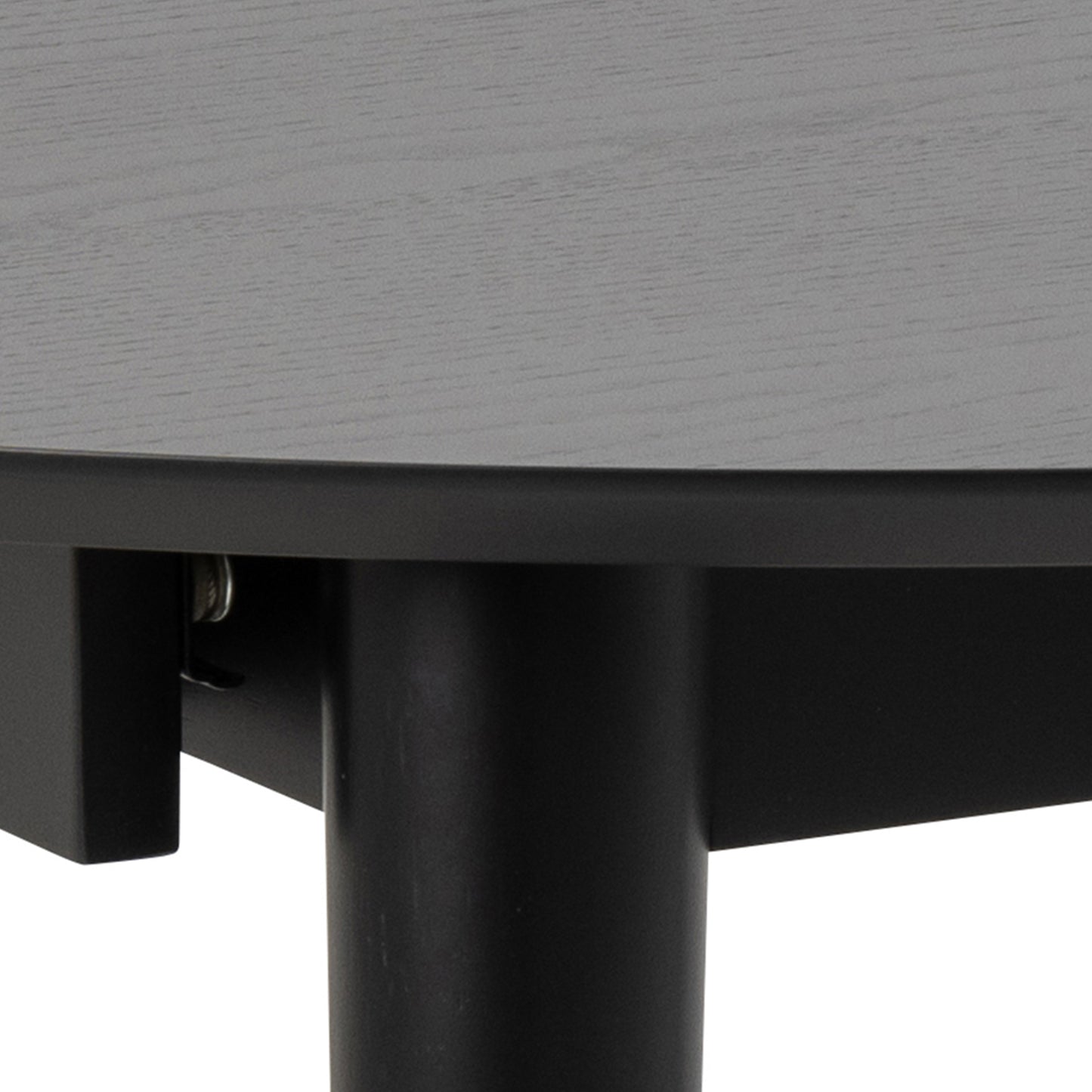 Montreux Round Extending Dining Table in Black Set 4 Black Chairs