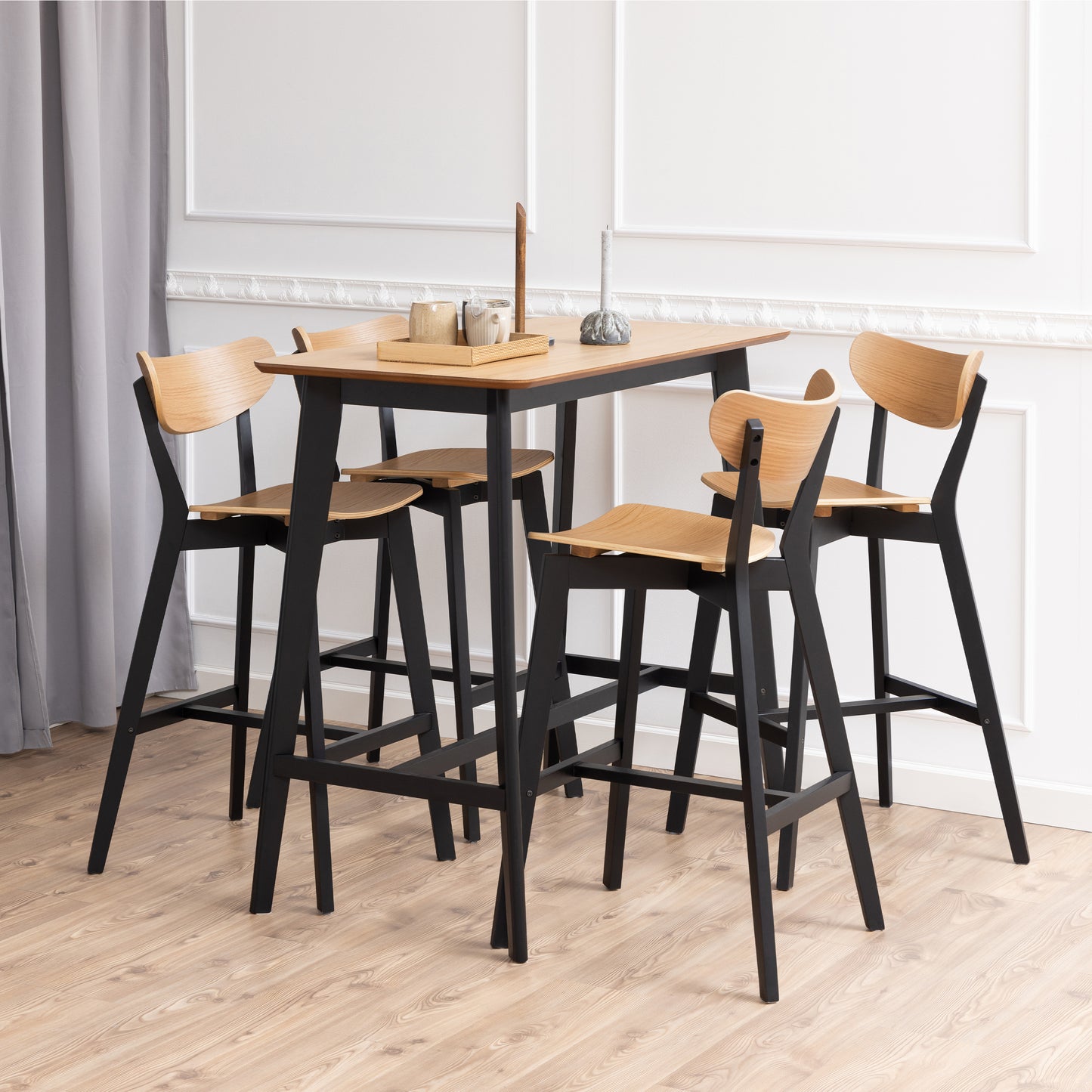 Roxby Bar Table Set 4 Bar Stools