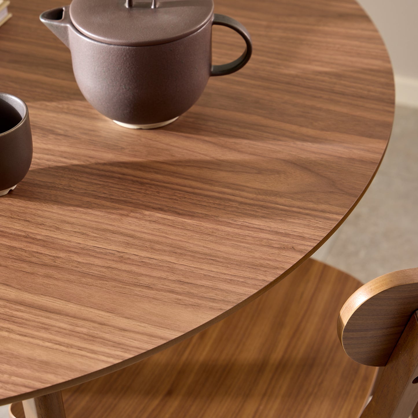 Roxby Round Dining Table in Walnut Set 4 Walnut Chairs