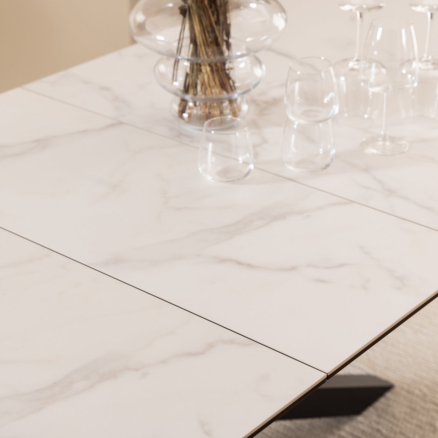 Heaven Extendable Dining Table with Ceramic White Top
