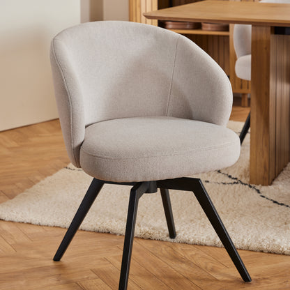 Soli Round Dining Table in Oak/Black Set 4 Beige Chairs