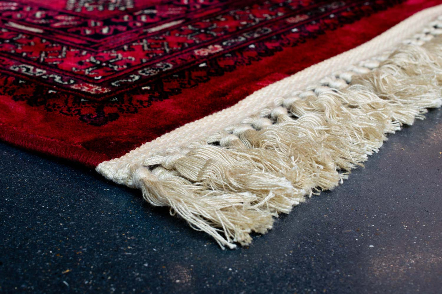 Beluchi 100% Viscose in red