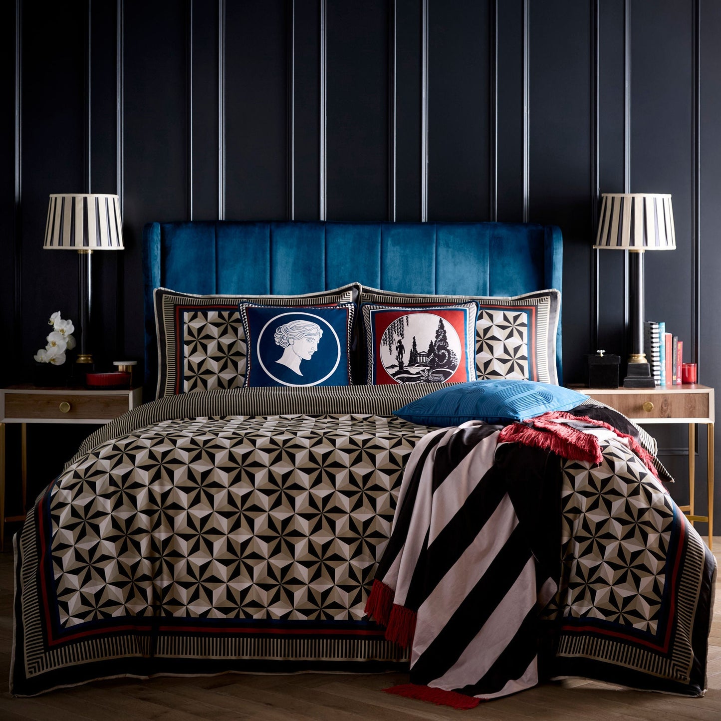 Arcadia Cushion in Red