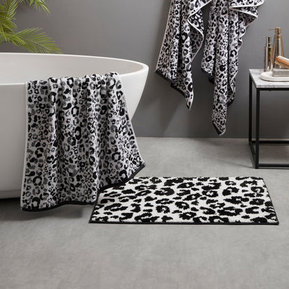 Animal Bathmat Bath Mat in Black