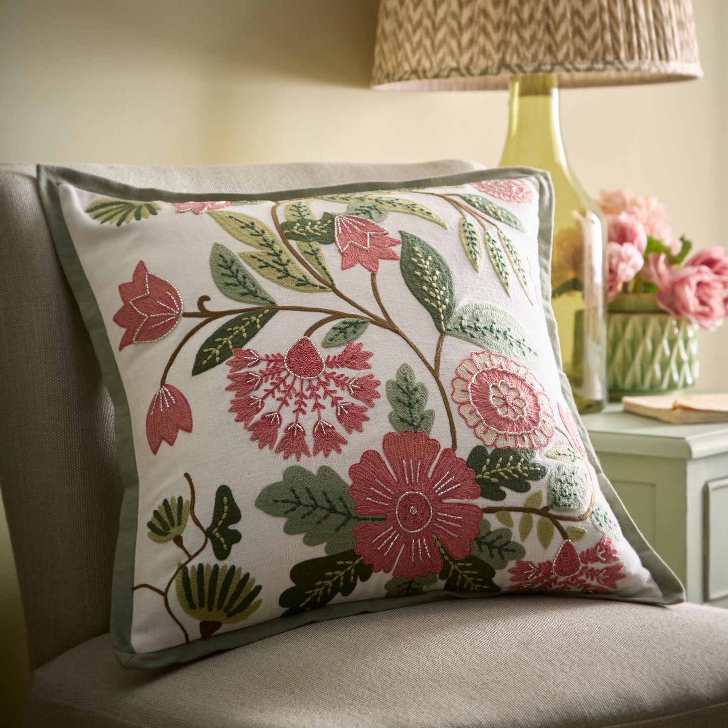 Aurelia Cushion in Green 43 x 43cm - Filled Cushion