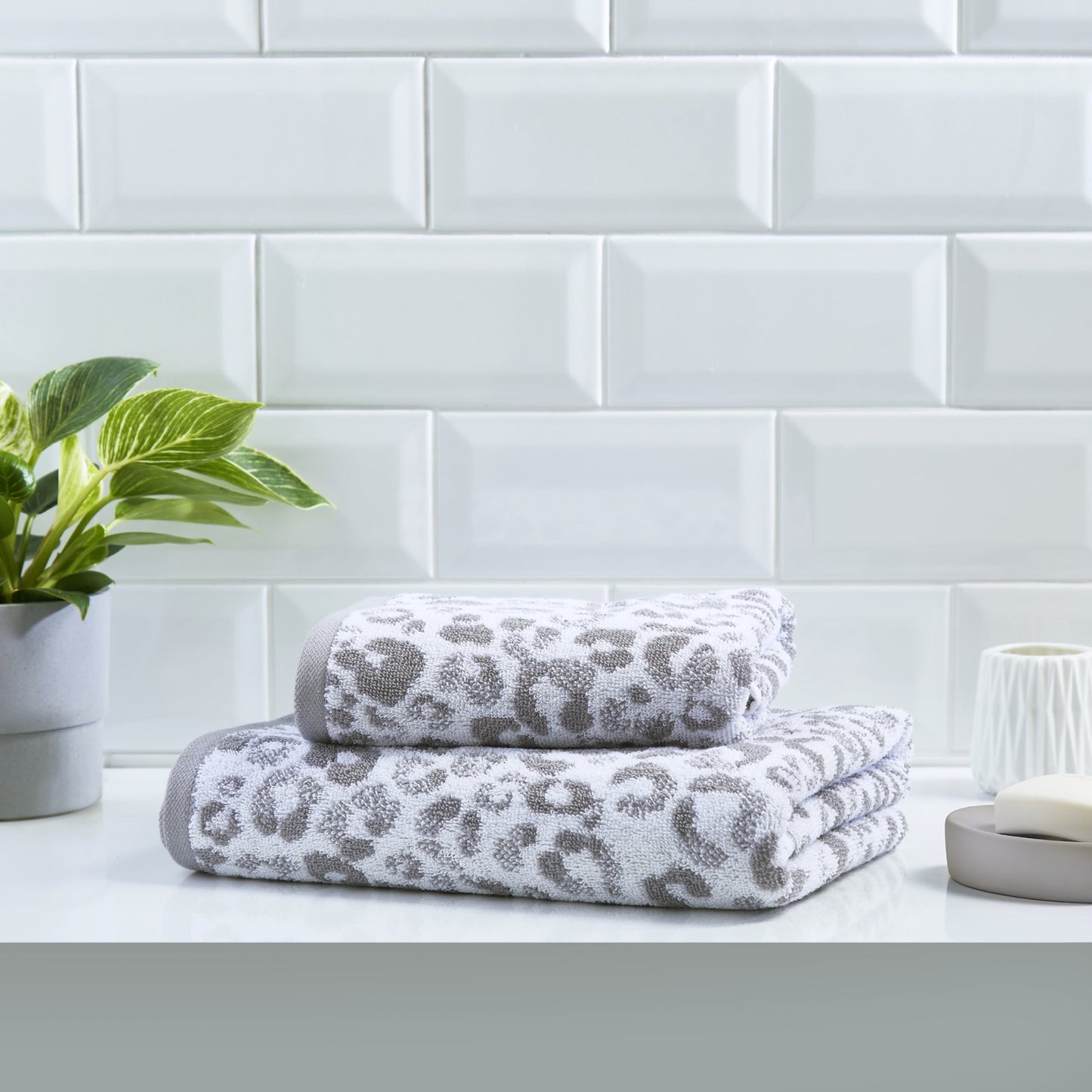 Animal Print Towels in Grey