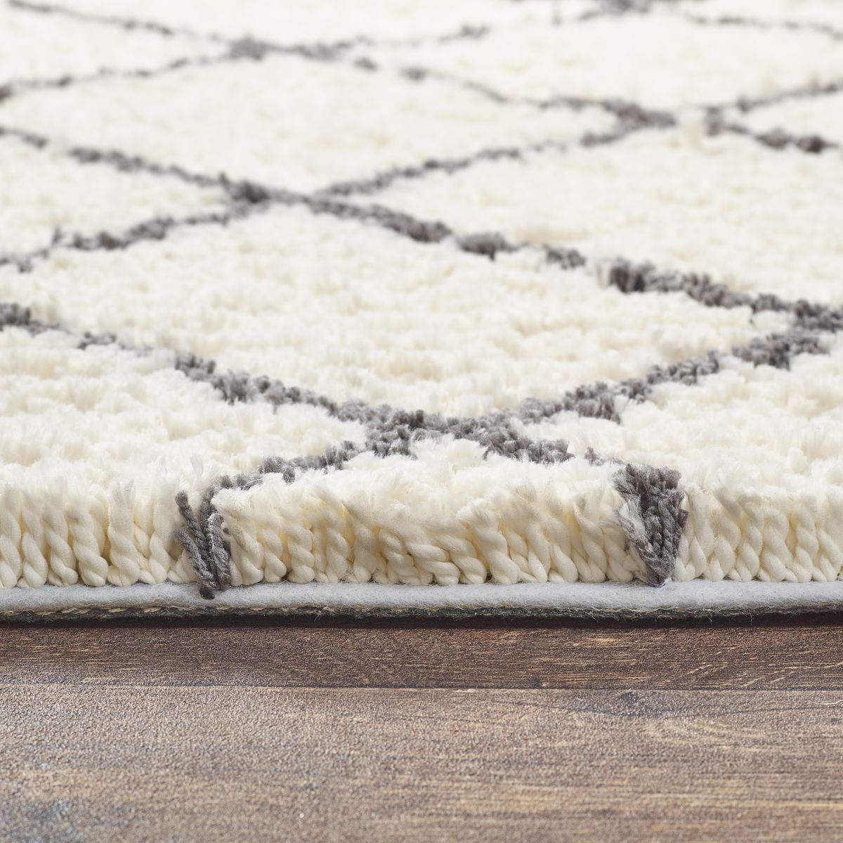 Hug Rug Woven Diamond Rug Gold
