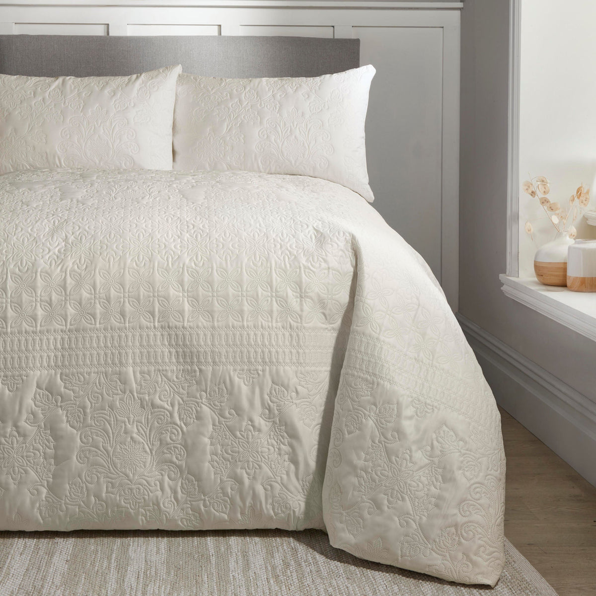 Avery Stripe Duvet Cover Set in Natural