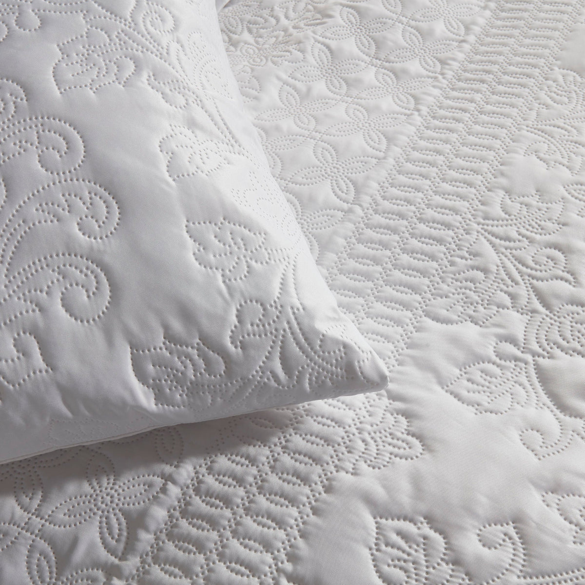 Avery Stripe Duvet Cover Set in White