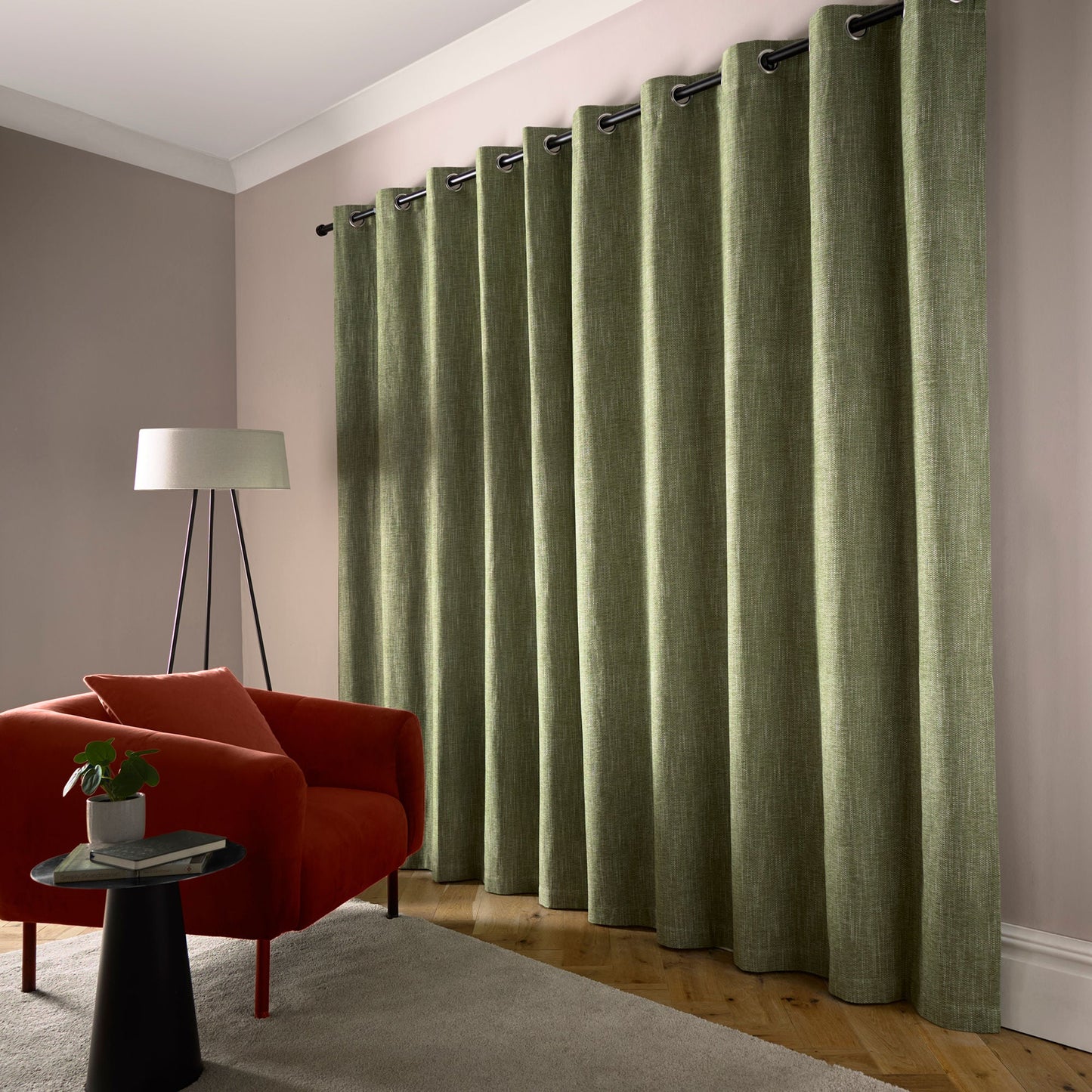 Boucle Chenille Pair of Eyelet Curtains in Green