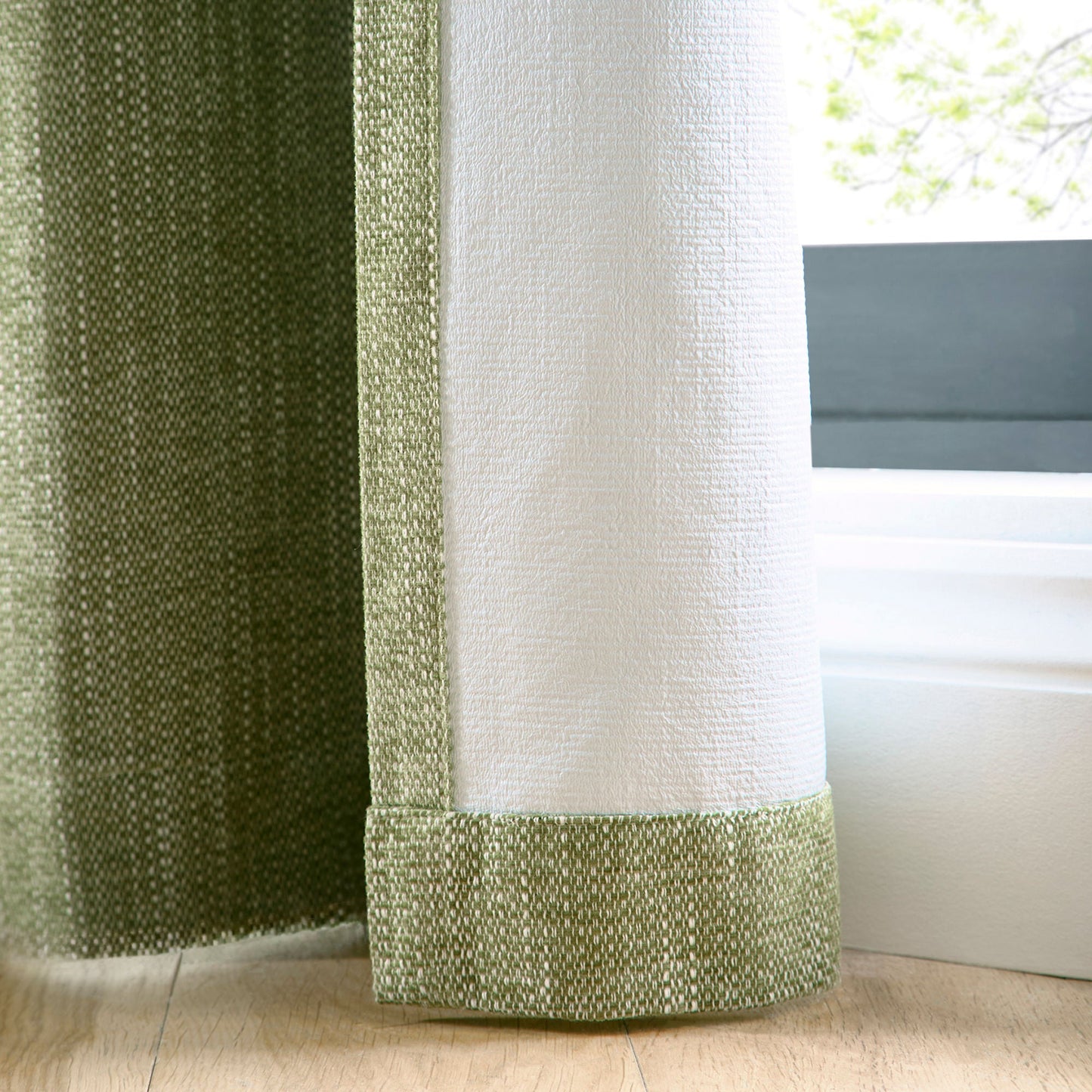 Boucle Chenille Pair of Eyelet Curtains in Green