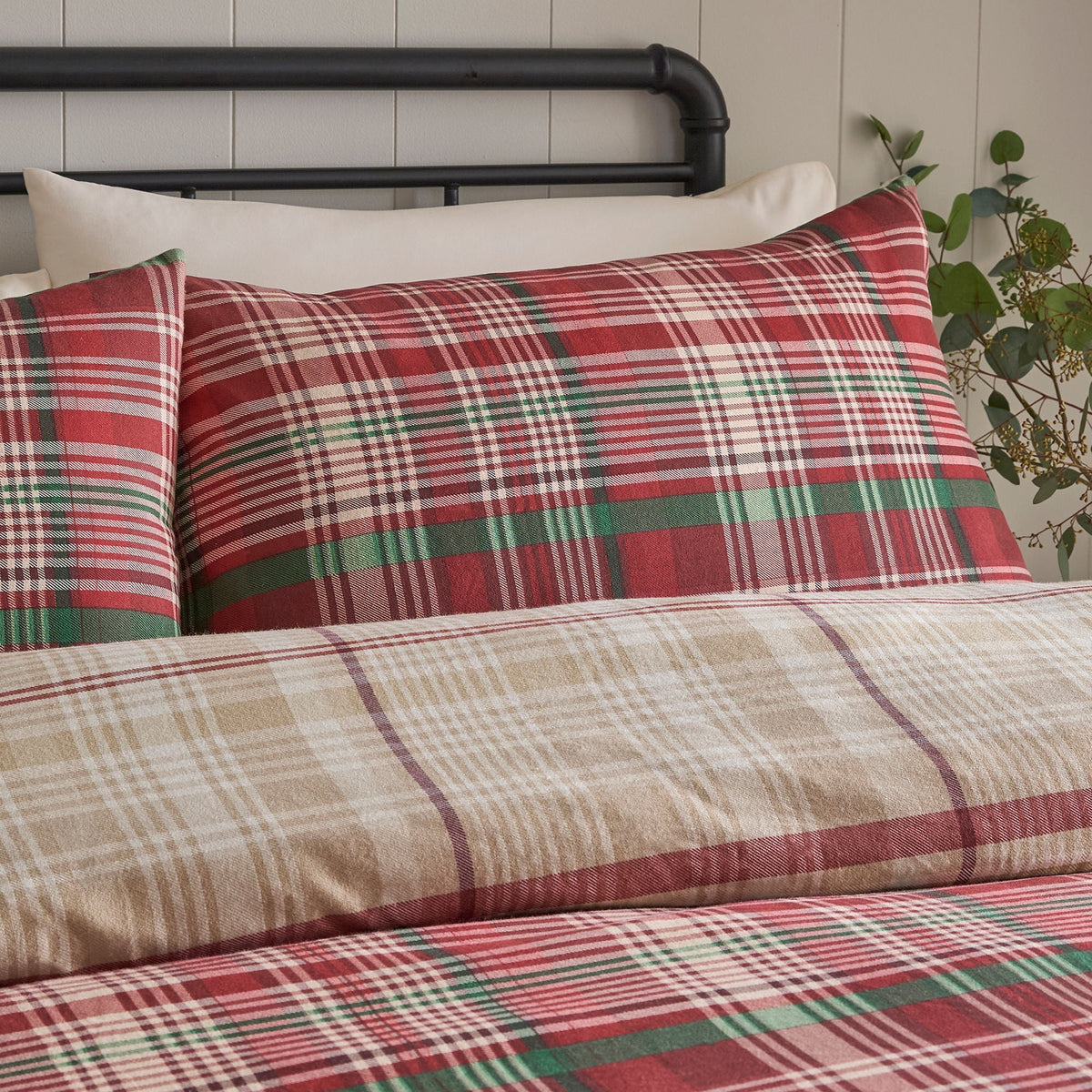 Bennet Check Duvet Cover Set in Red