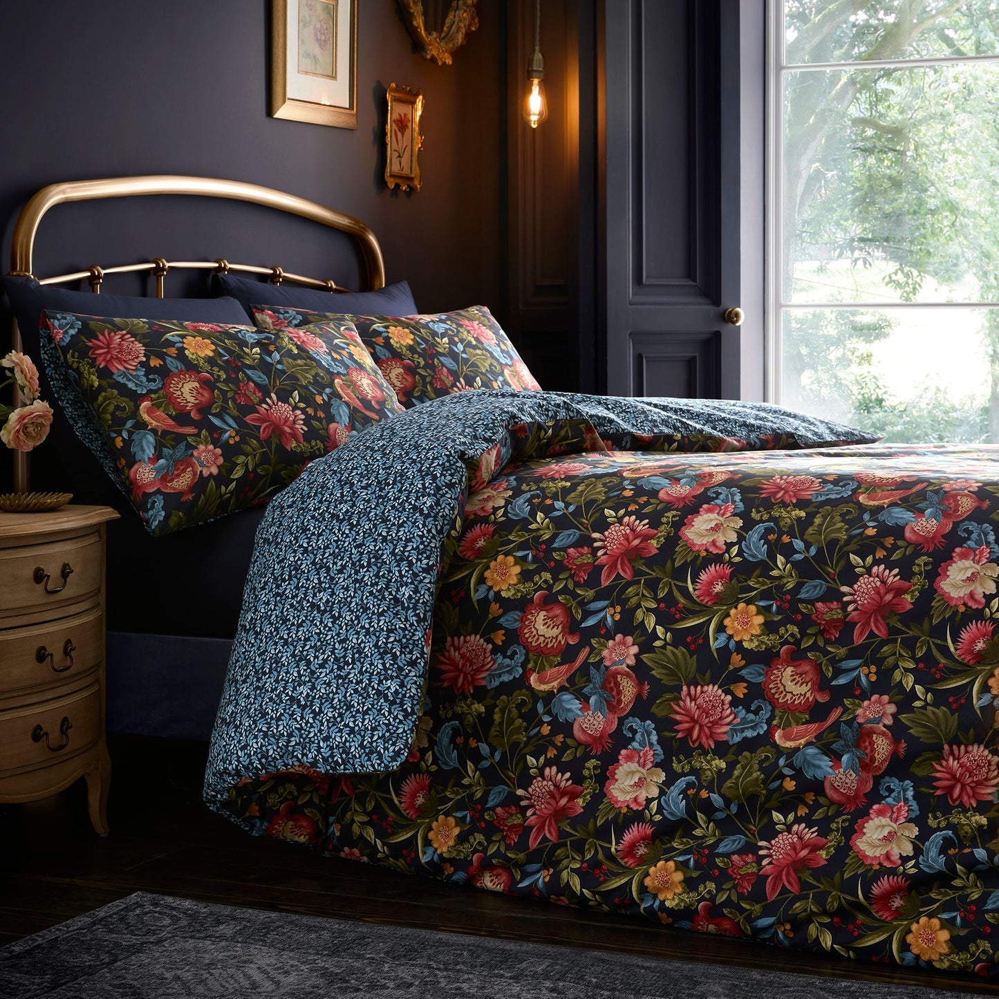 Bejewelled Duvet Cover Set in Navy