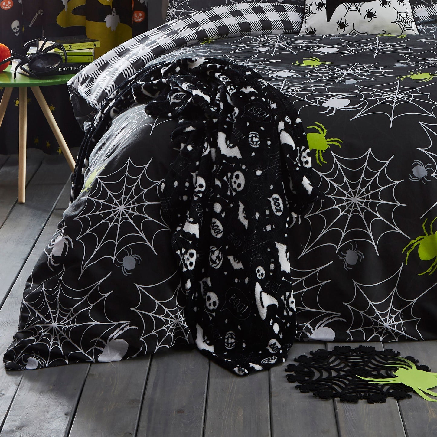 Boo Halloween Throw in Black