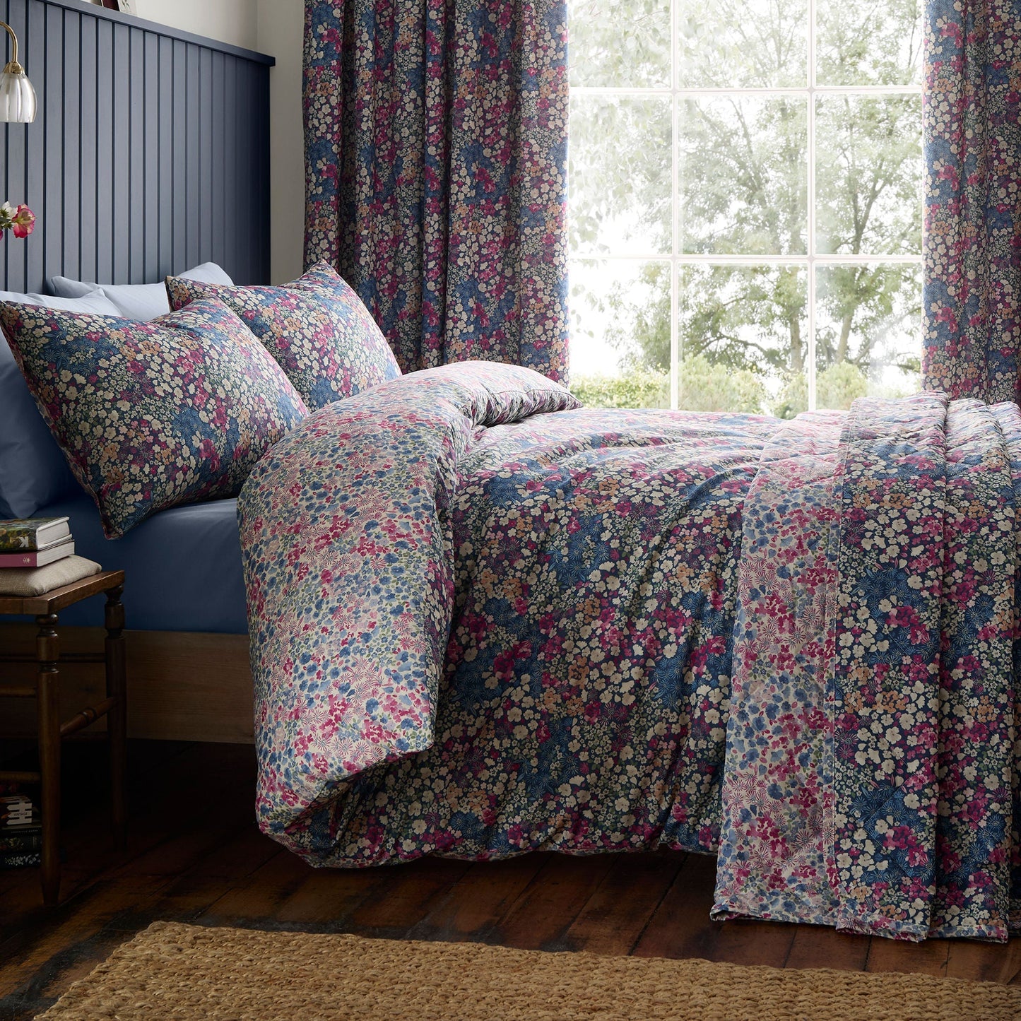 Bessie Bedspread in Navy