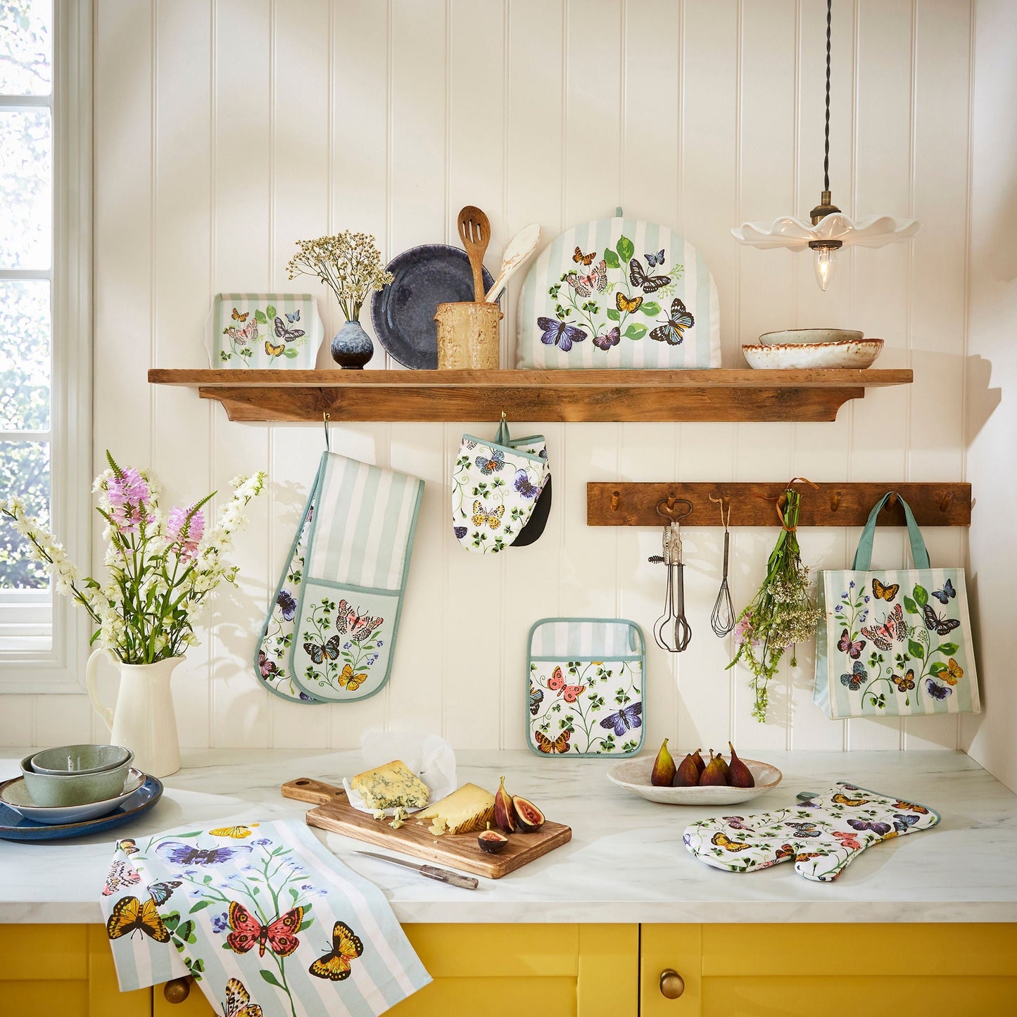 Butterfly Grove Tea Cosy