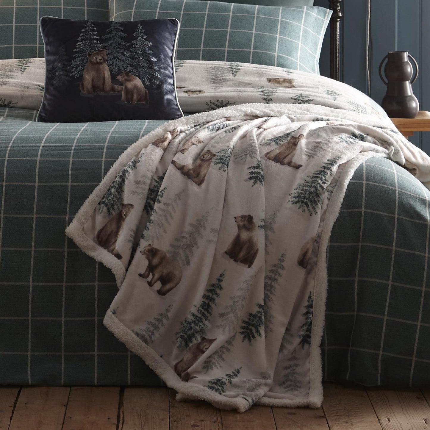 Bear Walks Bedspread in Natural