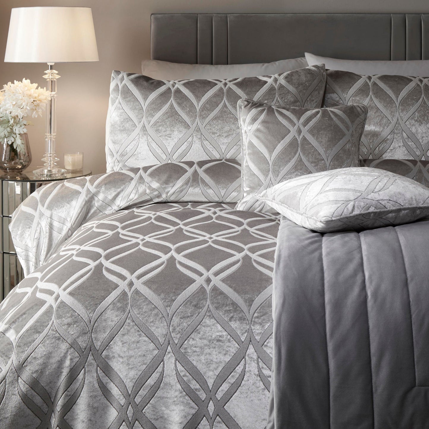 Belfort Duvet Cover Set in Silver