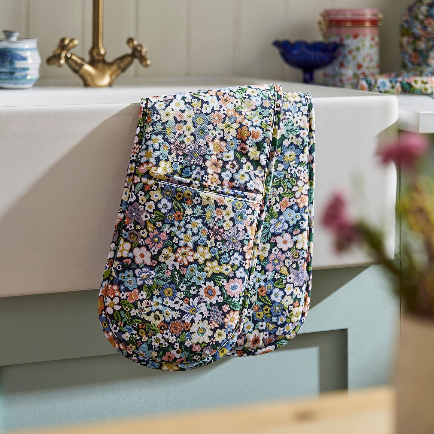 Confetti Floral Double Oven Glove