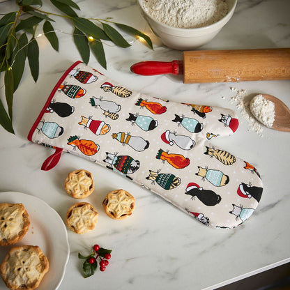 Cats In Waiting 2026 Gauntlet Oven Glove