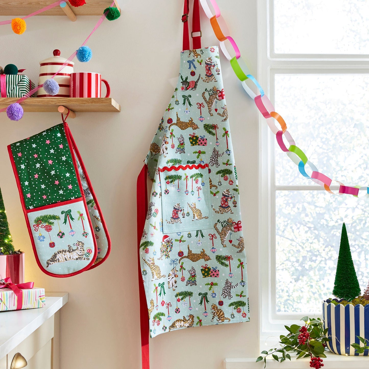 Christmas Cats Cotton Apron