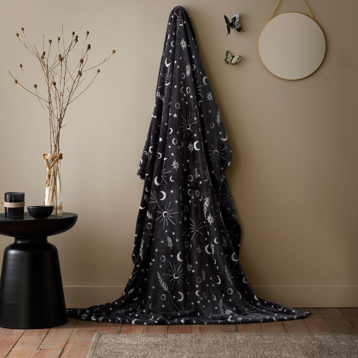 Celeste Throw in Grey
