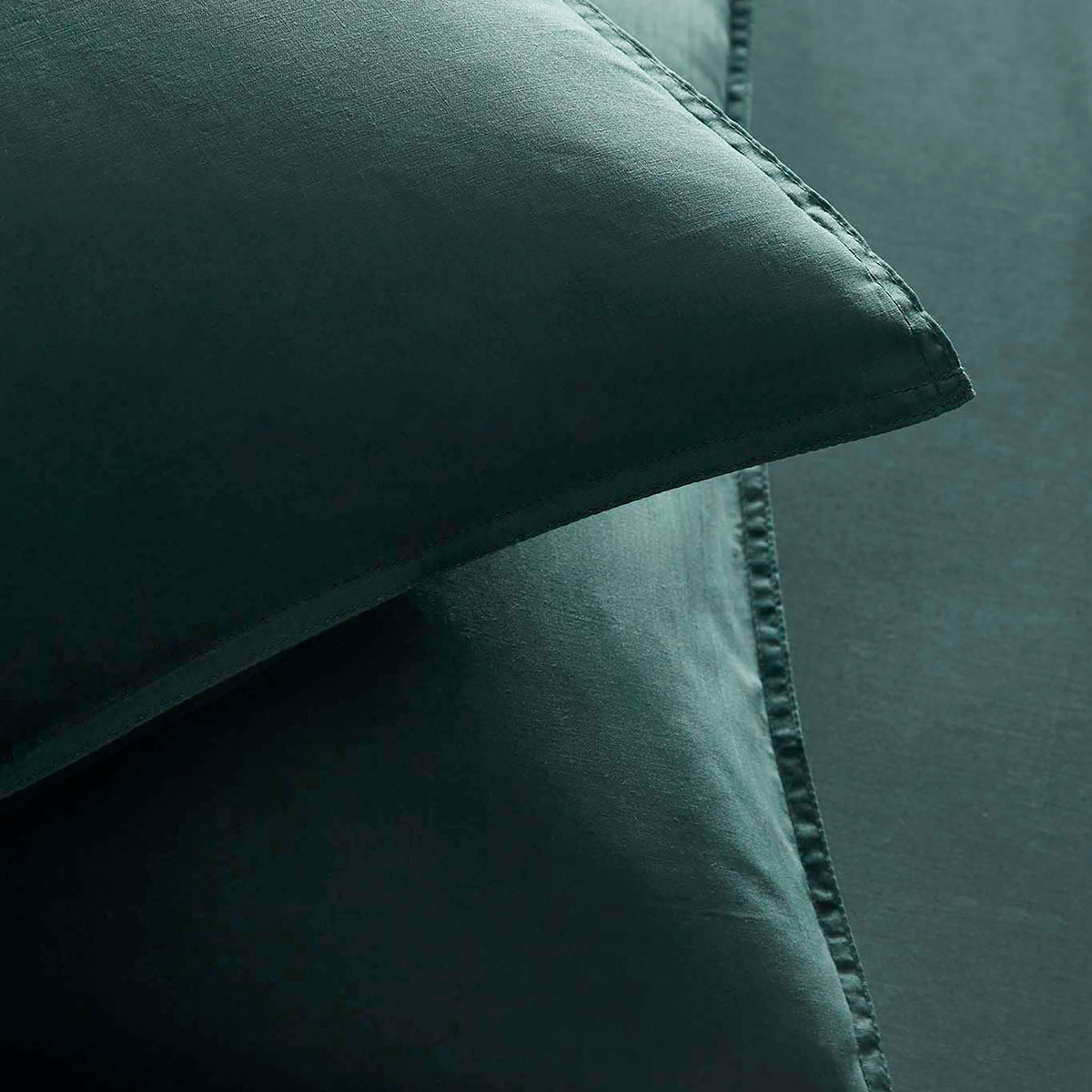 Cassia Duvet Cover Set in Teal