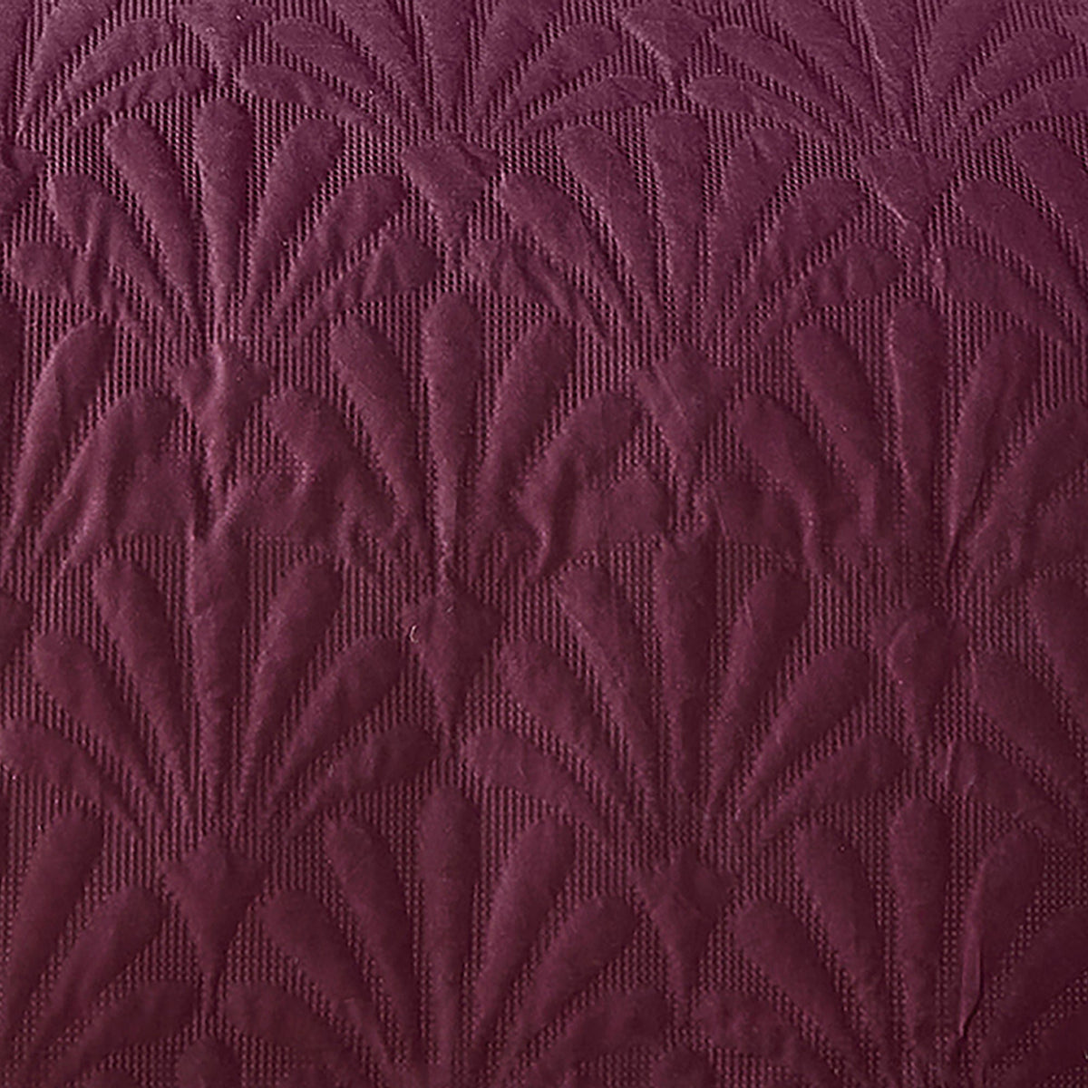 Cavali Bedspread in Berry