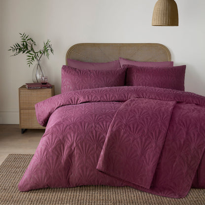 Cavali Bedspread in Berry