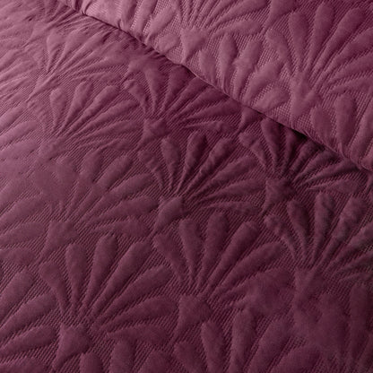 Cavali Duvet Cover Set in Berry