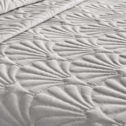 Cavali Duvet Cover Set in Silver