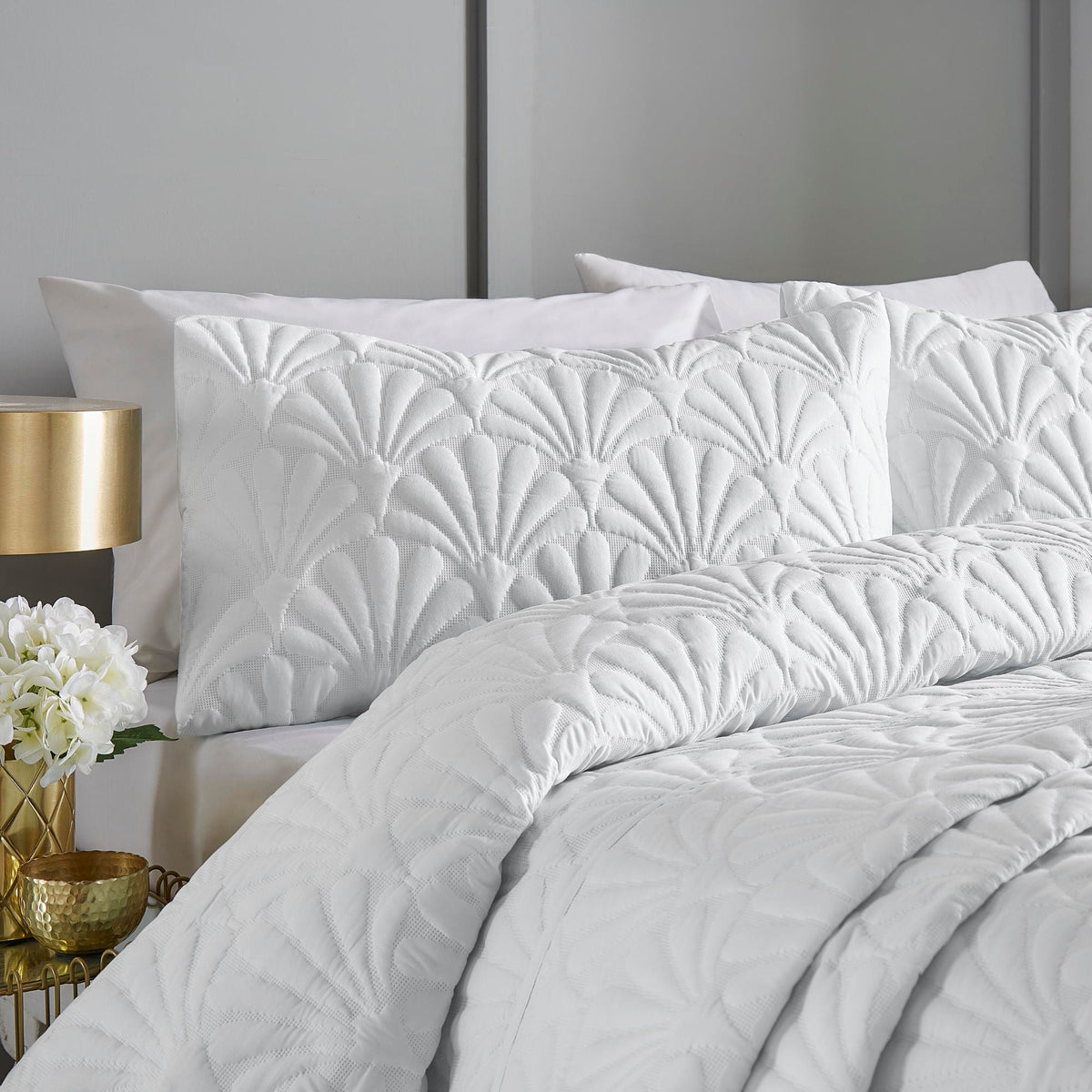 Cavali Duvet Cover Set in White