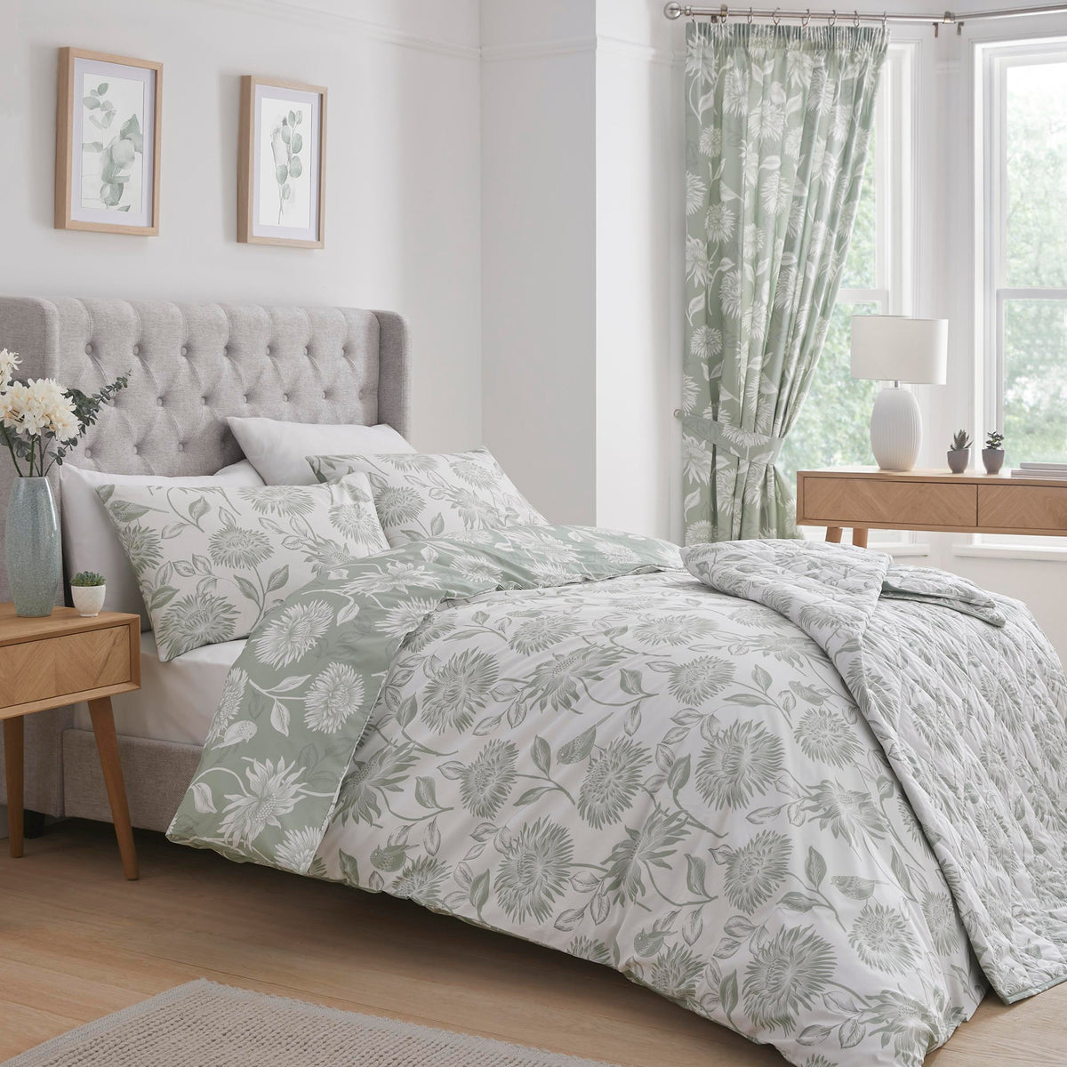 Chrysanthemum Duvet Cover Set in Green