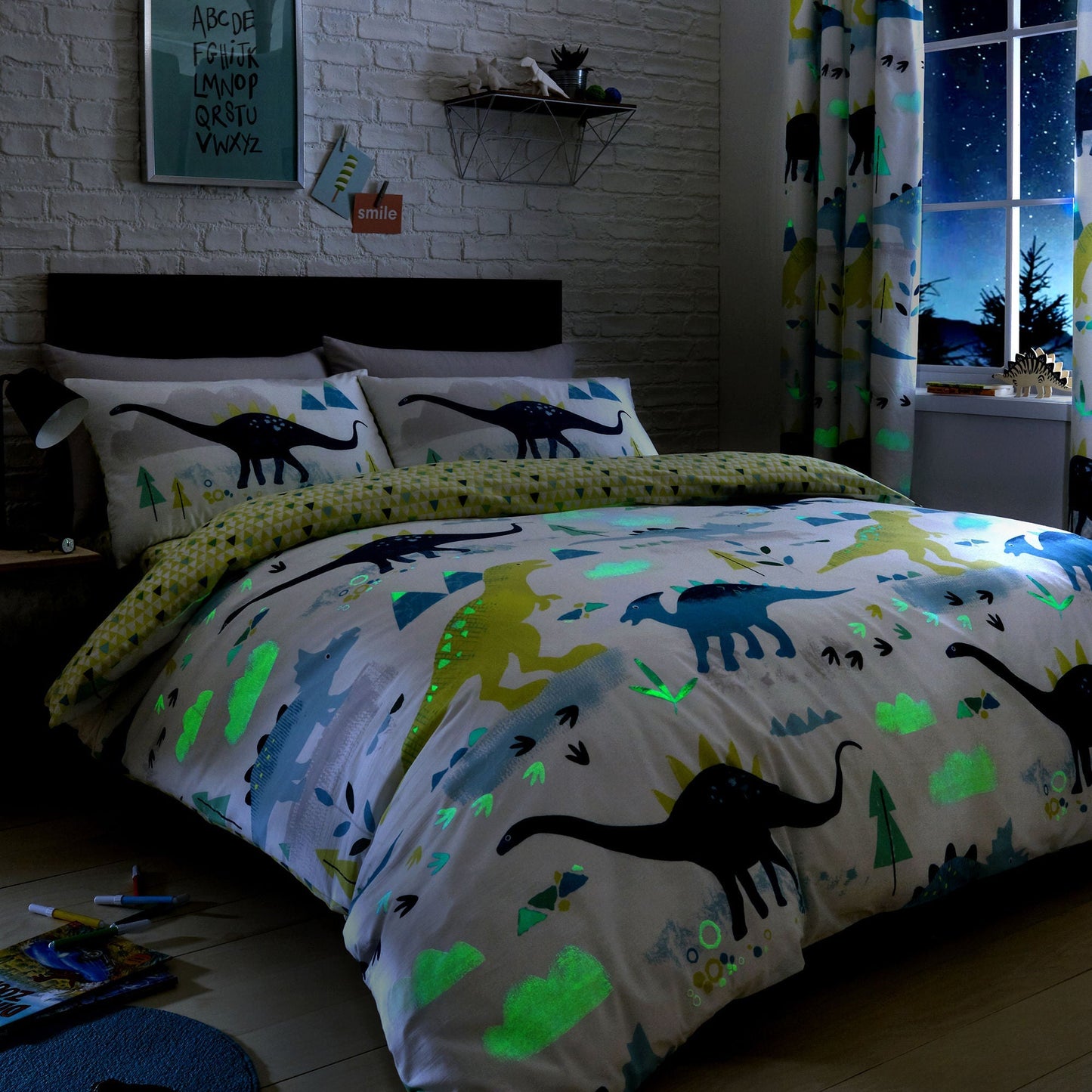 Dino Duvet Cover Set in Multicolour